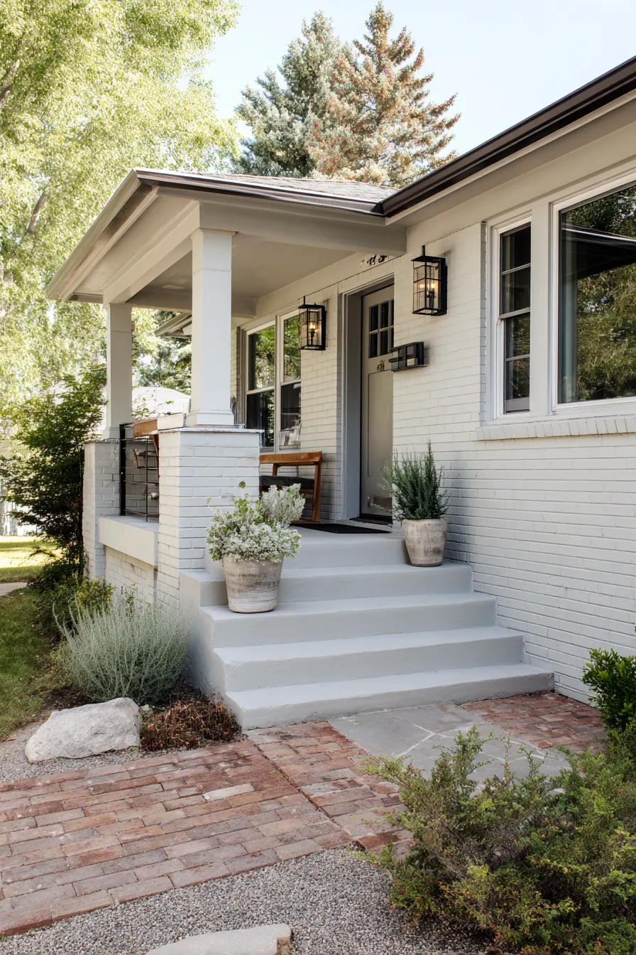 Calming Gray House Porch Ideas With Soft Curb Appeal (13)_result