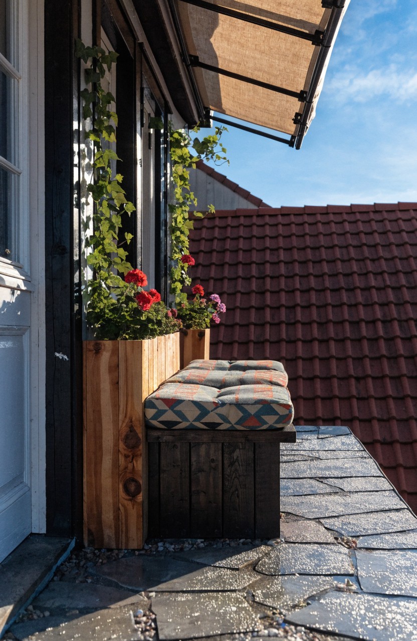 Balcony Bench with Planters