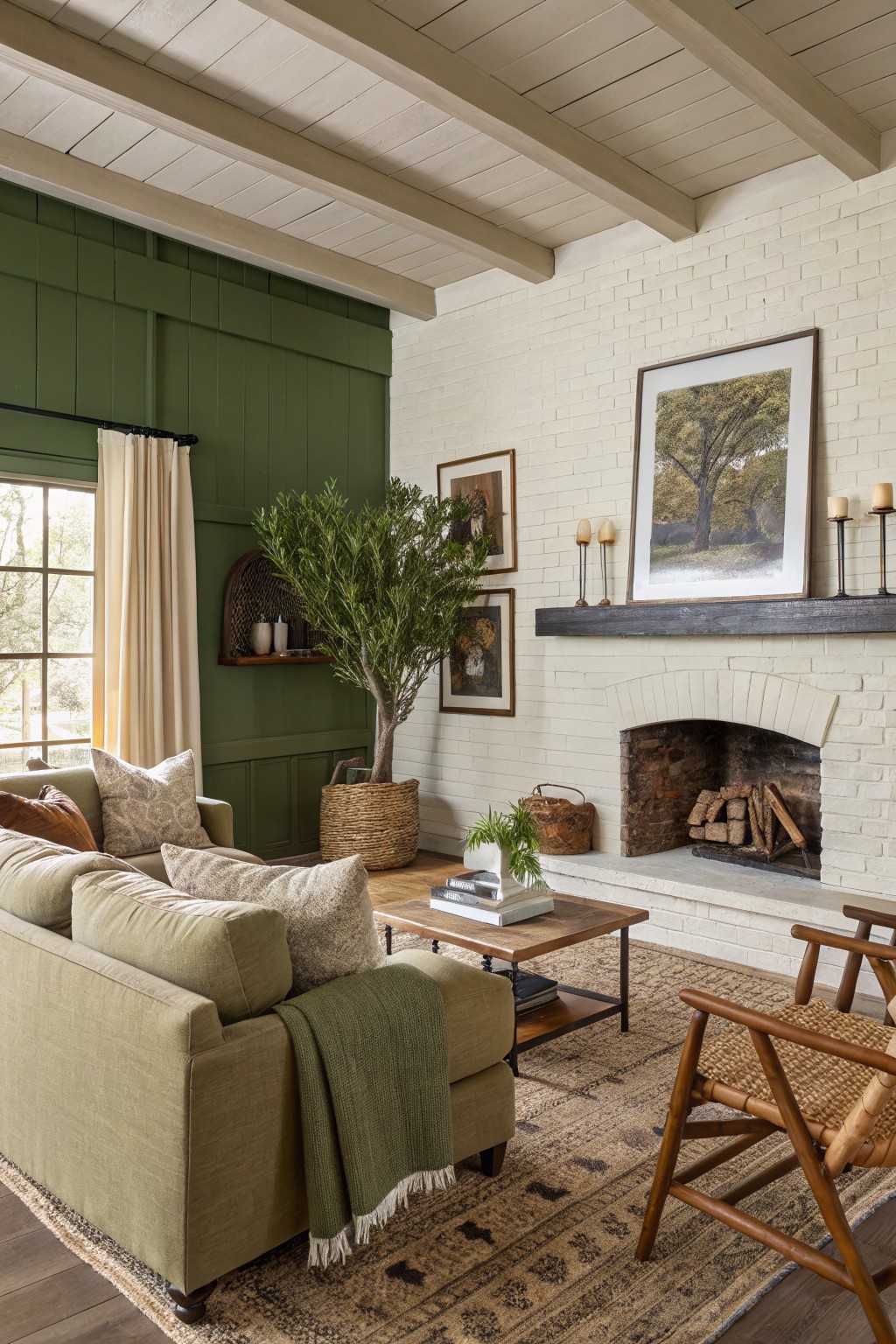 Deep Green Living Room Walls